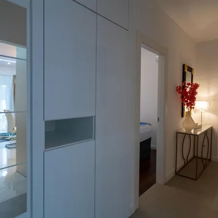 Del Alma Apartment Split