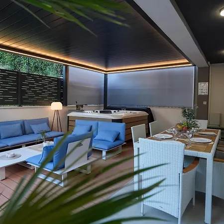 Del Alma Appartement *